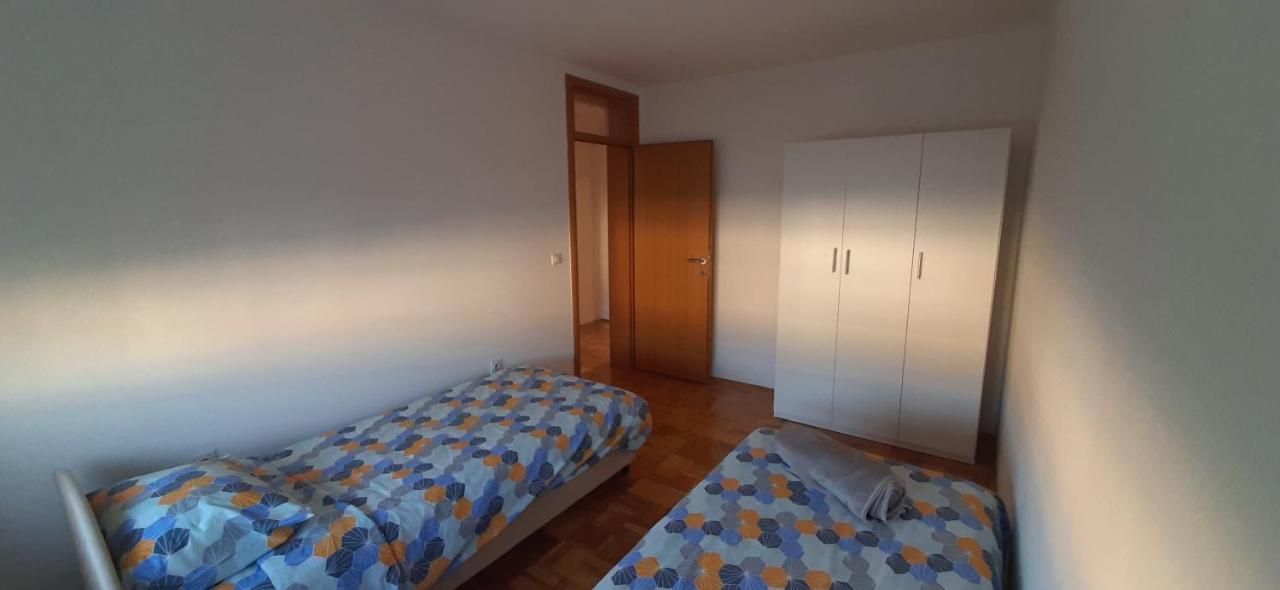 Apartman Stella Istocno Sarajevo Apartment Lukavica Exterior foto