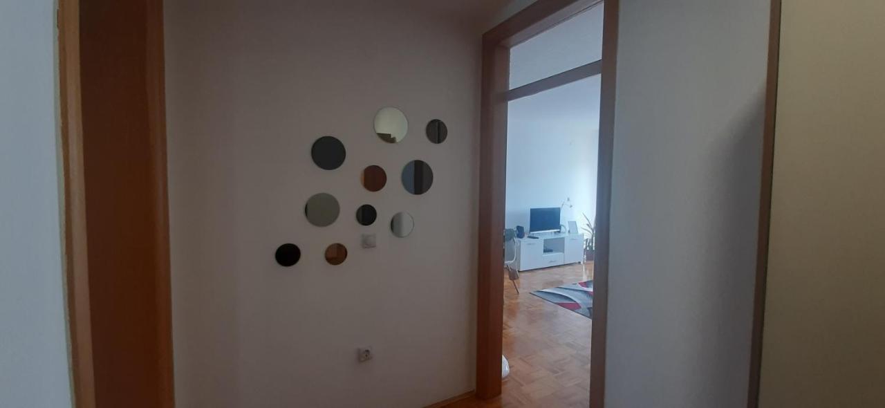 Apartman Stella Istocno Sarajevo Apartment Lukavica Exterior foto